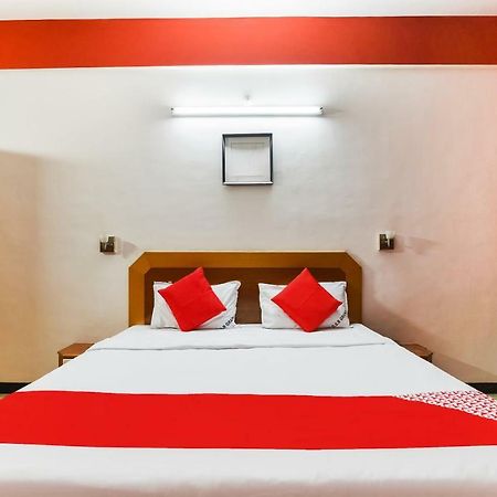 Oyo 48251 Dsr Grand Hotel Krishnagiri Екстериор снимка