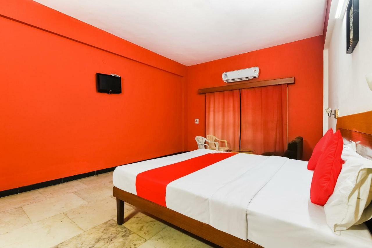 Oyo 48251 Dsr Grand Hotel Krishnagiri Екстериор снимка