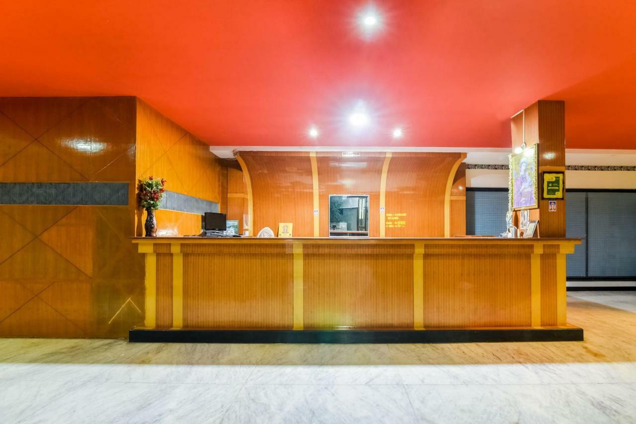 Oyo 48251 Dsr Grand Hotel Krishnagiri Екстериор снимка