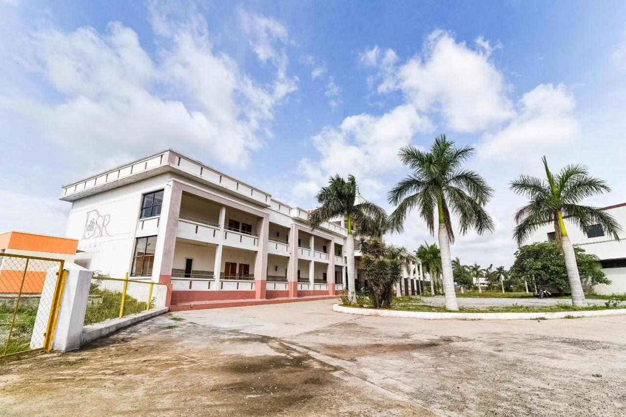 Oyo 48251 Dsr Grand Hotel Krishnagiri Екстериор снимка