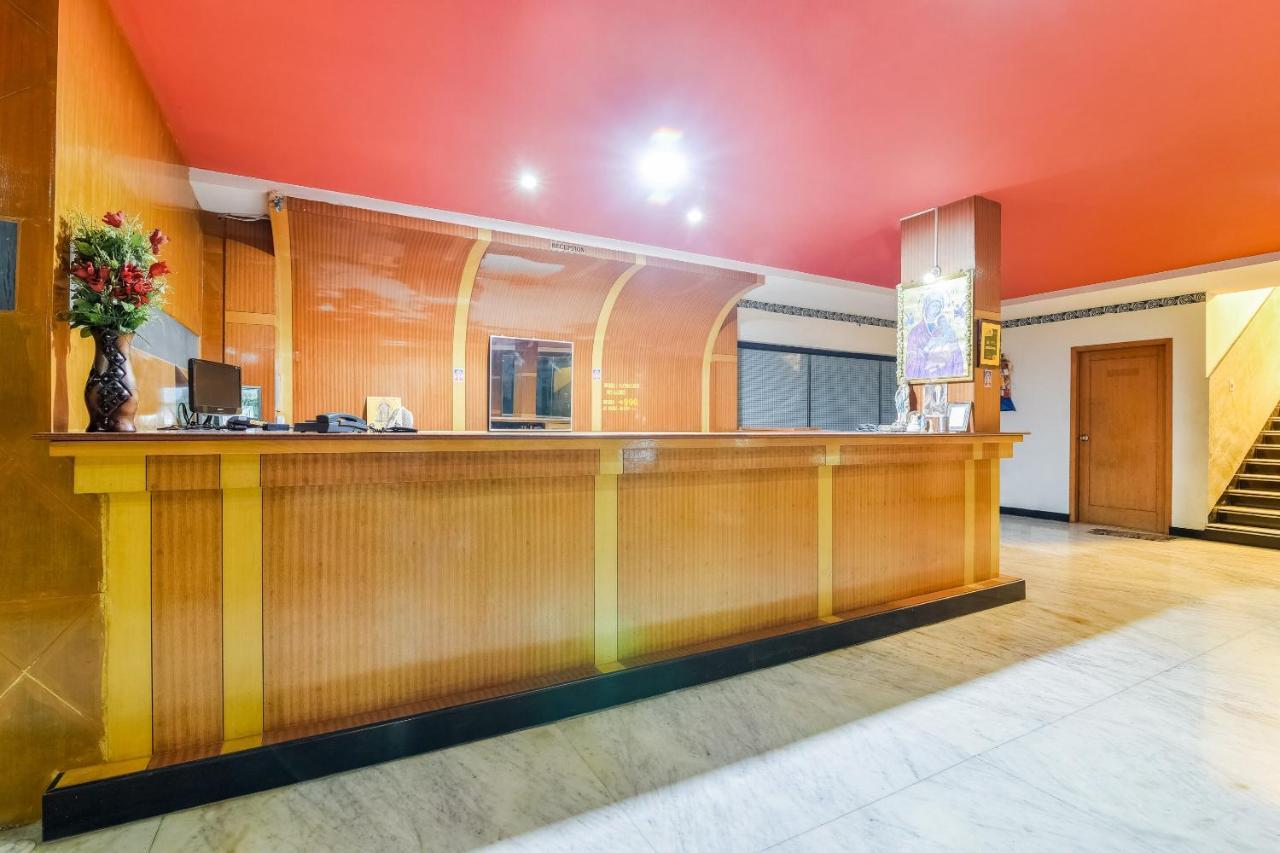 Oyo 48251 Dsr Grand Hotel Krishnagiri Екстериор снимка